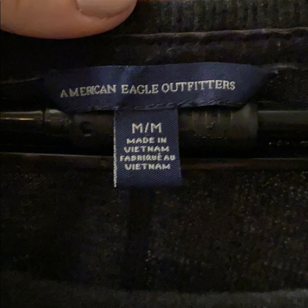 Cute Sweater Top! 🤍 - Picture 4 of 4